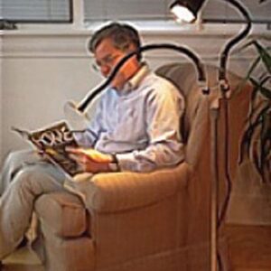 Magnifier/Lamp With Stay-Cool Lamphead  Desk Model-Black