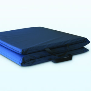 Bedside Mat Tri-Fold 3-Ply Vinyl 1.5 x24 x72
